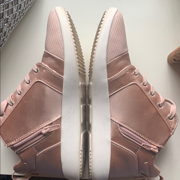 Pink sneakers - Picture 5 of 6